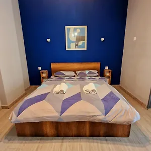 Apartment Closer 